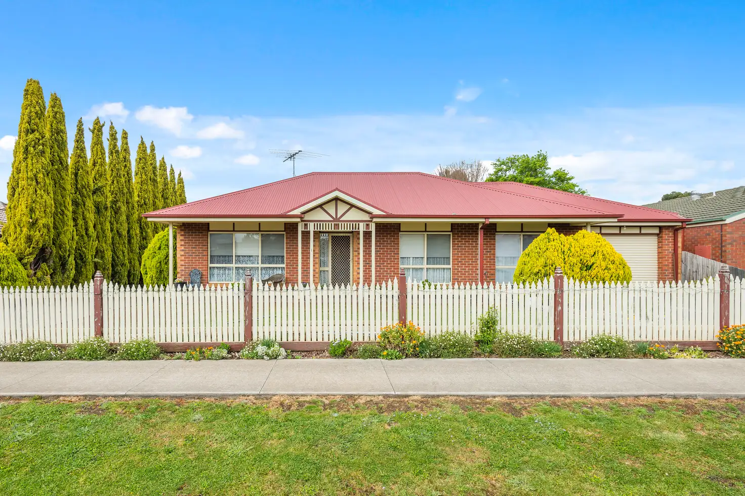 Main view of Homely unit listing, 1/5 Stawell Street, Romsey VIC 3434