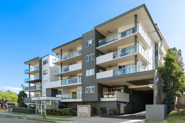 Second view of Homely unit listing, 28/2 Laurence Street, St Lucia QLD 4067