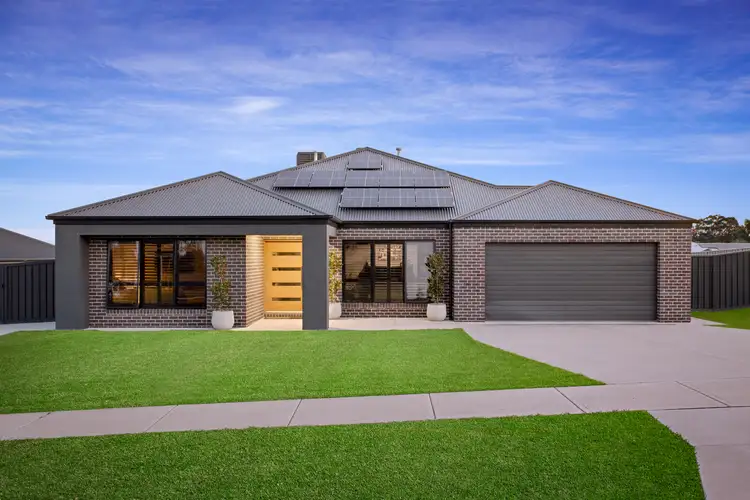 2 Whitehall Avenue, Springdale Heights NSW 2641