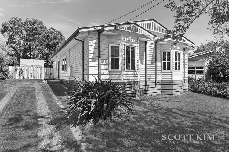 64 Railway Parade South, Chadstone VIC 3148