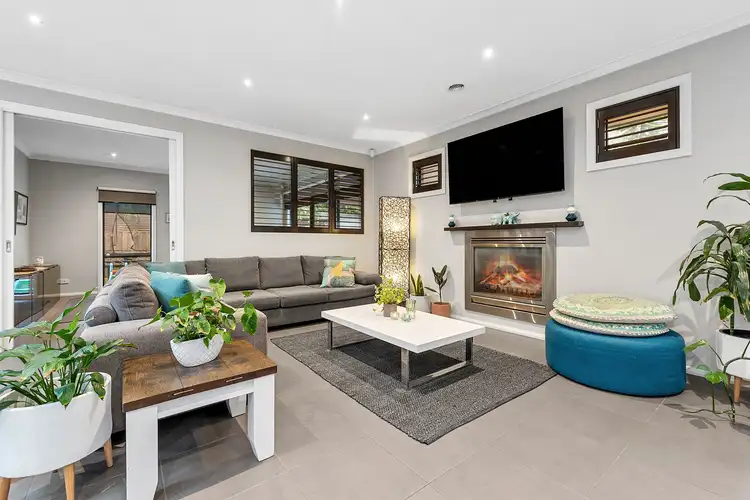 Fifth view of Homely house listing, 1 Calista Court, Langwarrin VIC 3910