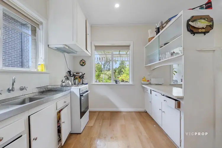 Fourth view of Homely house listing, 211 Cape Street, Heidelberg VIC 3084