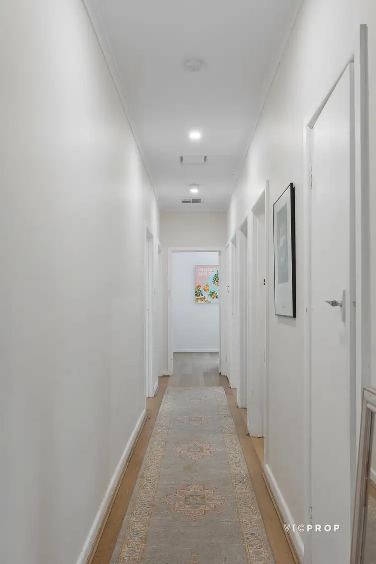 Sixth view of Homely house listing, 211 Cape Street, Heidelberg VIC 3084