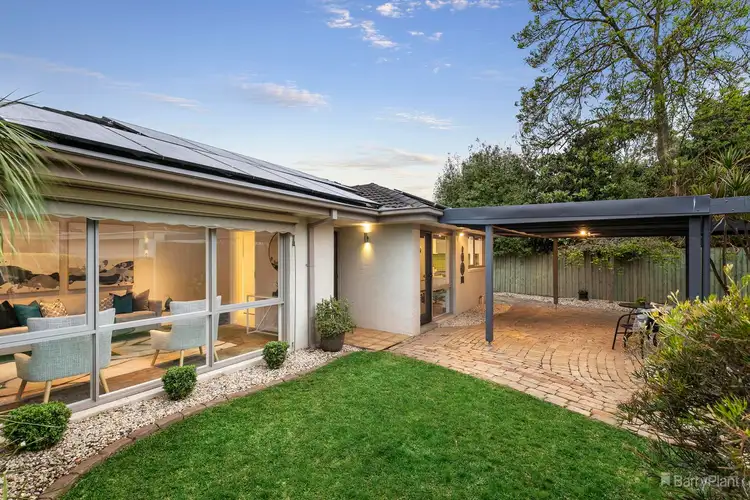 2/104 Mitcham Road, Donvale VIC 3111
