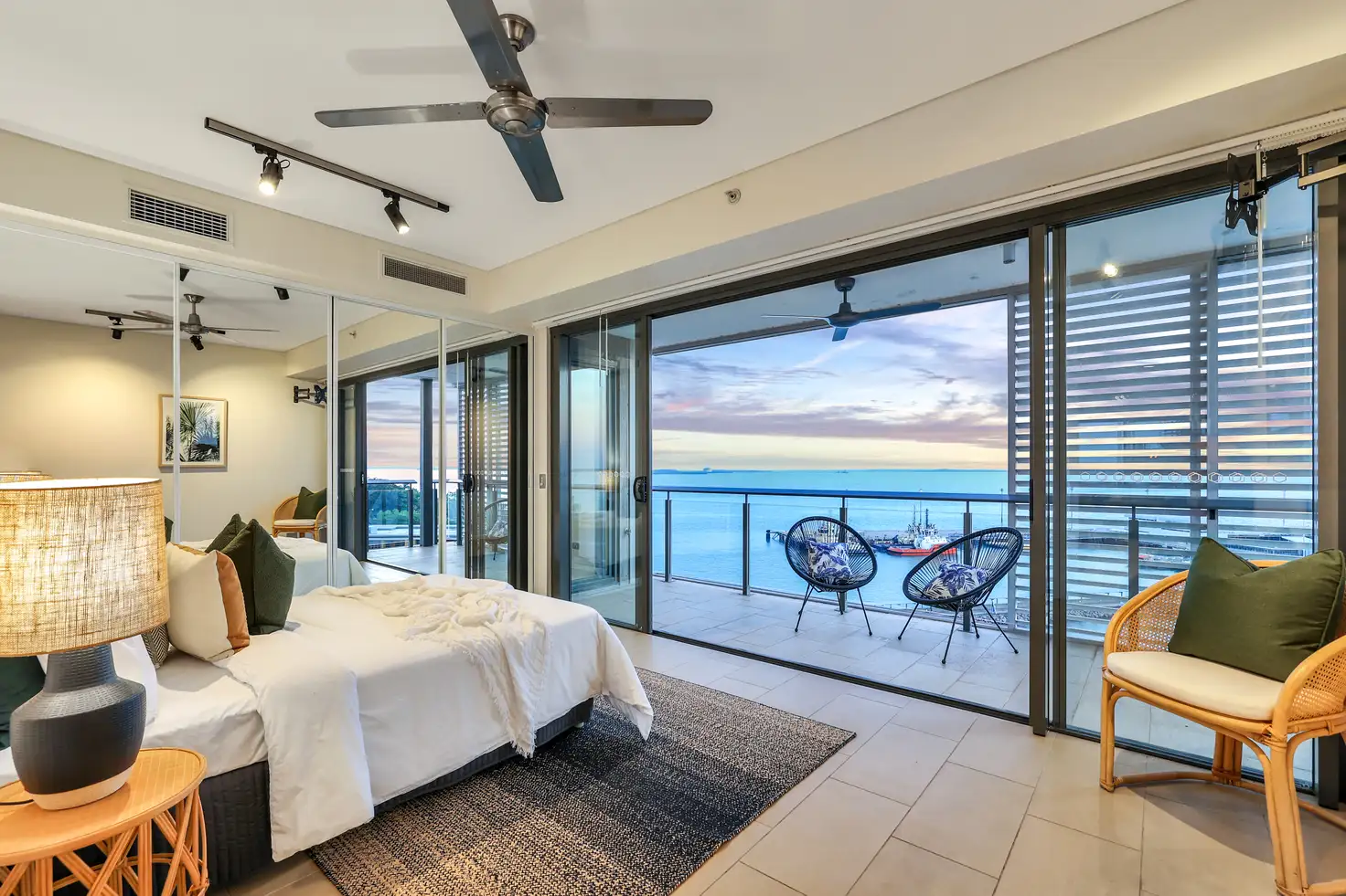 Main view of Homely unit listing, 370/19B Kitchener Drive, Darwin City NT 800