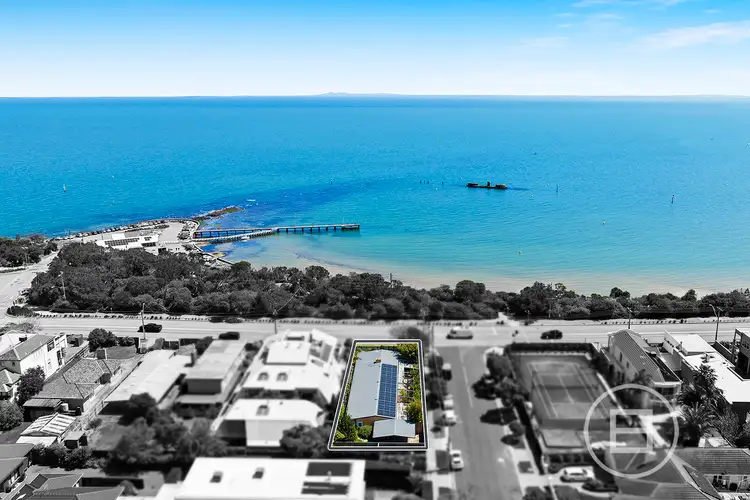 242 Beach Road, Black Rock VIC 3193