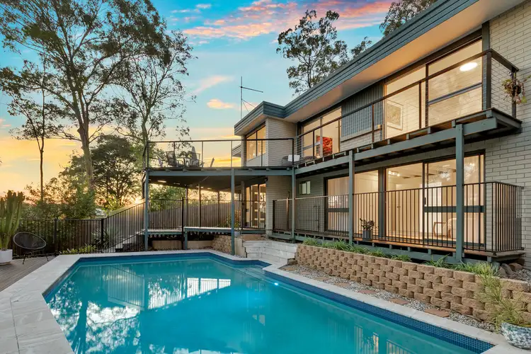 12 Wandella Street, Chapel Hill QLD 4069
