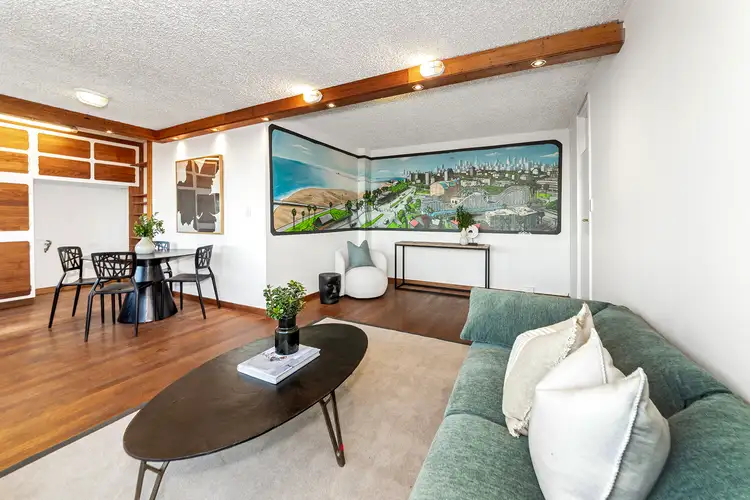 4C/12 Marine Parade, St Kilda VIC 3182