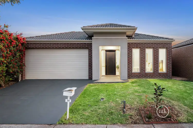 24 Succession Street, Doreen VIC 3754