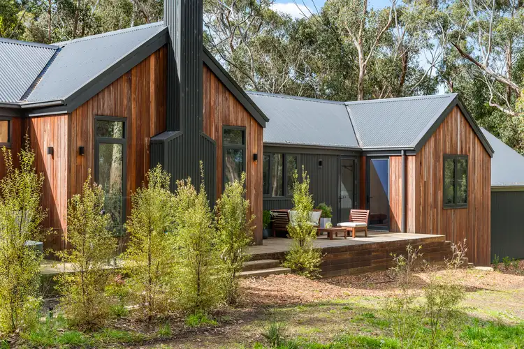 32 Boundary Road, Mount Macedon VIC 3441