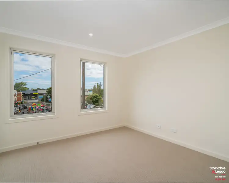 Sixth view of Homely townhouse listing, 5 Wattle Lane, Koo Wee Rup VIC 3981