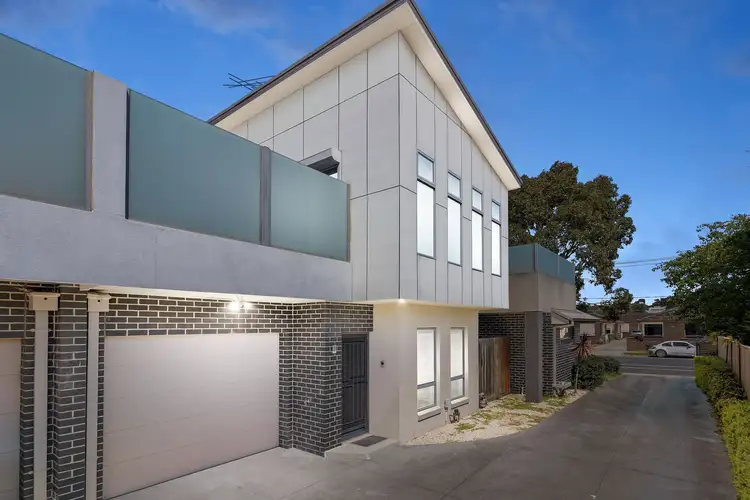 2/26 Middle Road, Maribyrnong VIC 3032