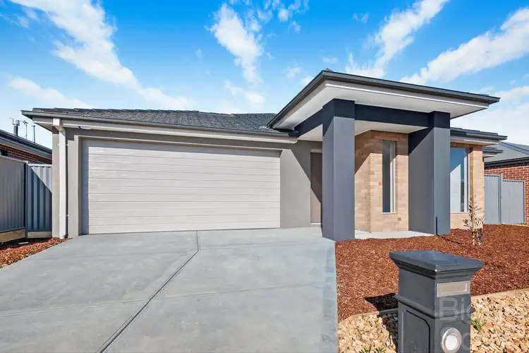 30 Roscommon Avenue, Alfredton VIC 3350