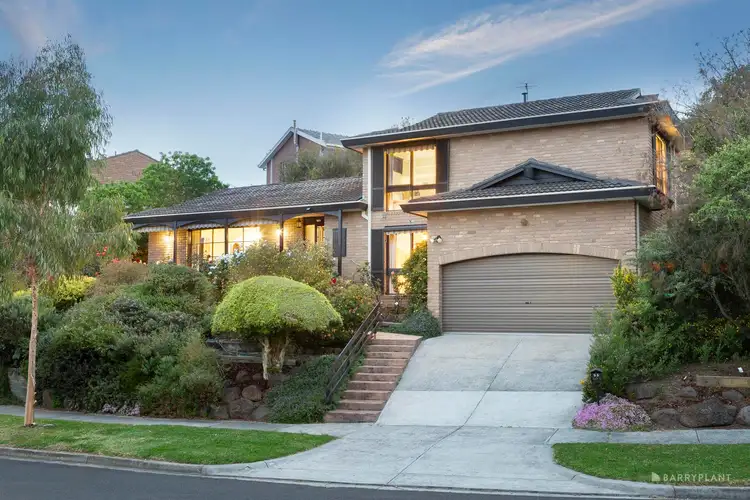 25 Margot Avenue, Doncaster VIC 3108