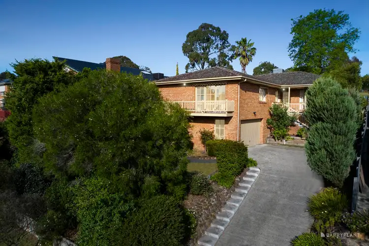 5 Reddington Terrace, Doncaster East VIC 3109