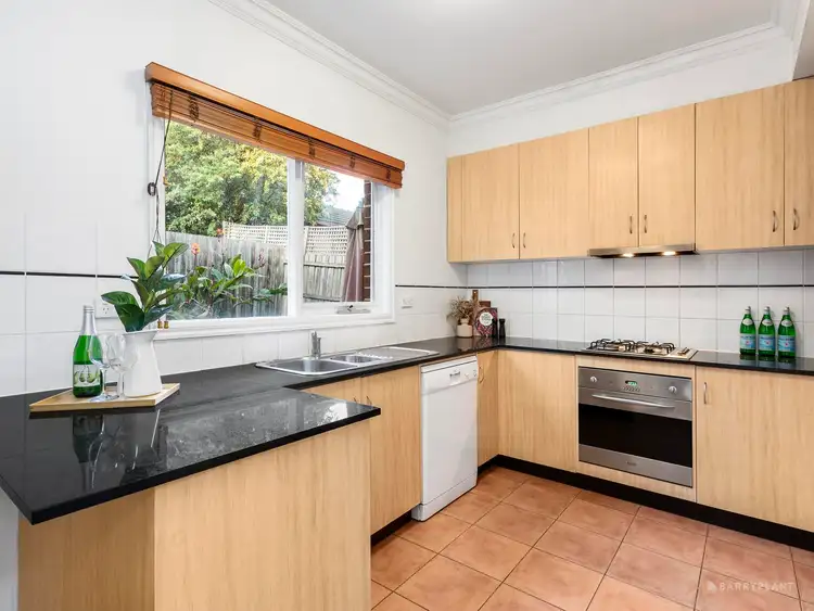 Fourth view of Homely townhouse listing, 5/8 Oriel Road, Ivanhoe VIC 3079