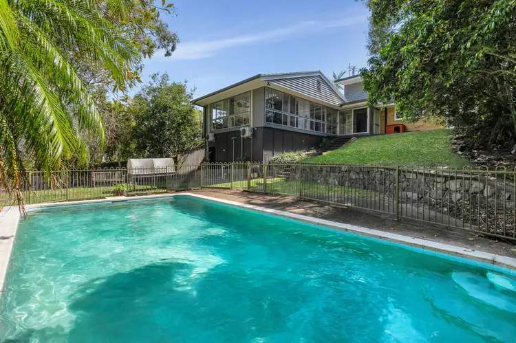 99 Kenmore Road, Kenmore QLD 4069