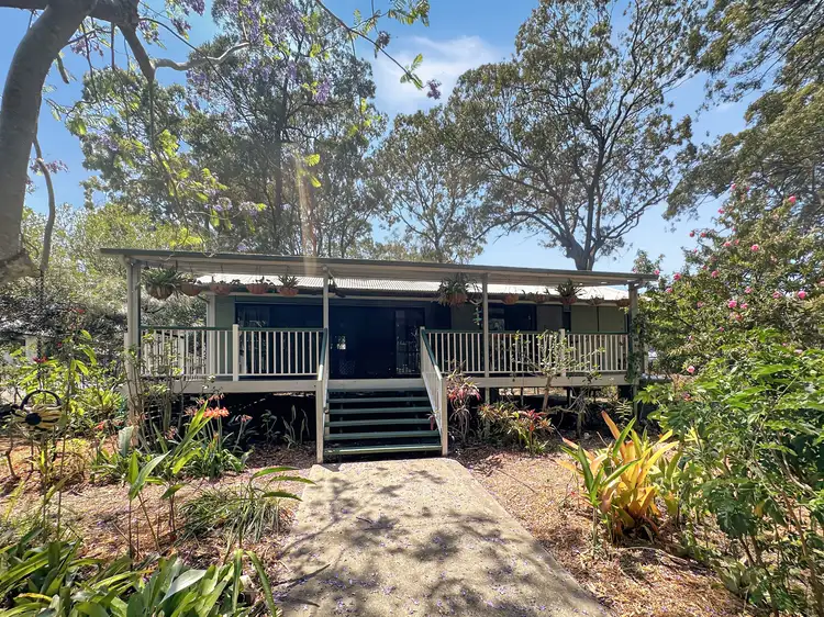 6 Udara Drive, Macleay Island QLD 4184