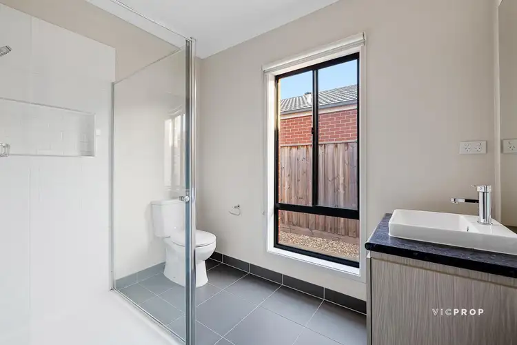 Sixth view of Homely house listing, 20 Roosevelt Way, Point Cook VIC 3030