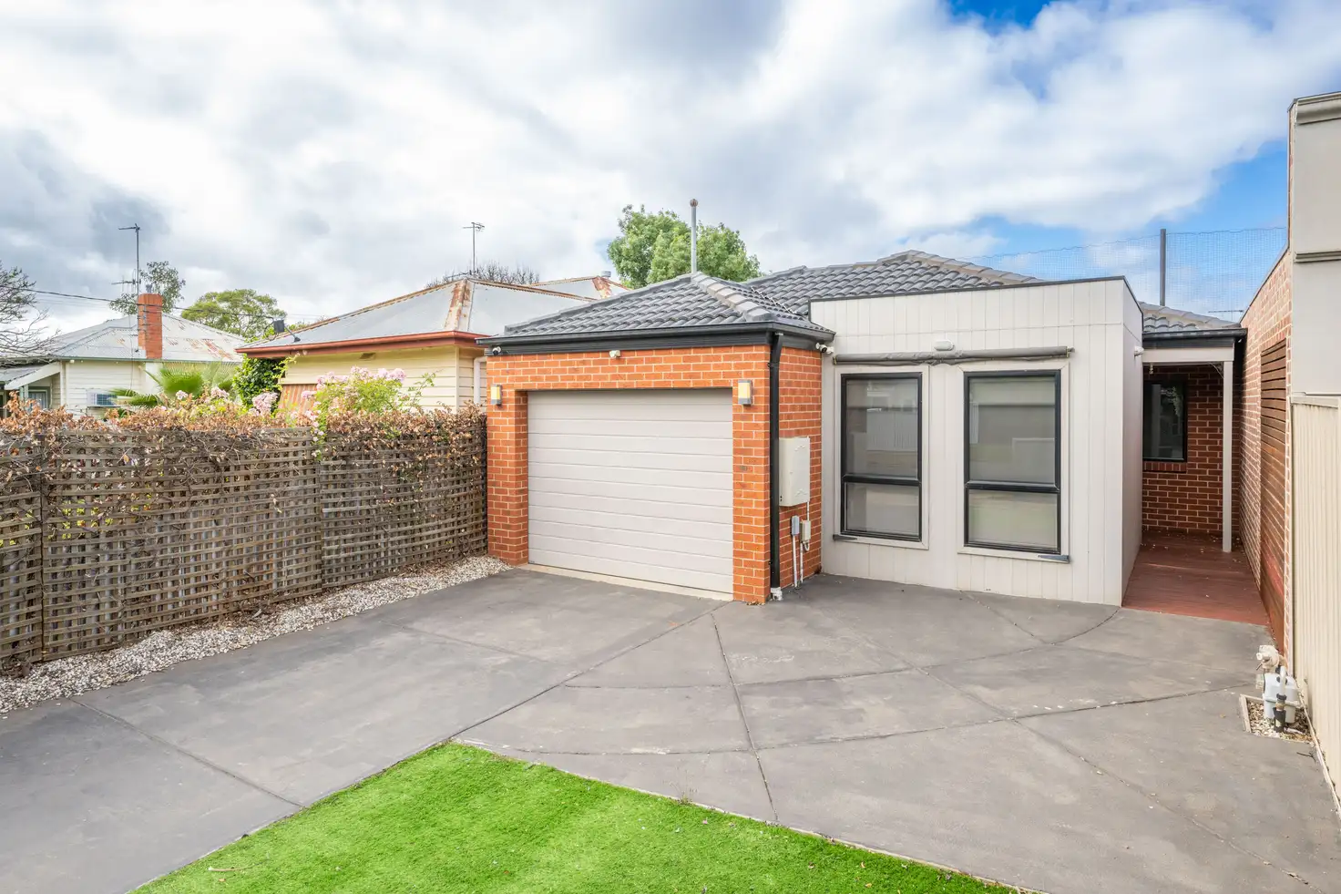 Main view of Homely townhouse listing, 2/26 Glenlyon Avenue, Shepparton VIC 3630