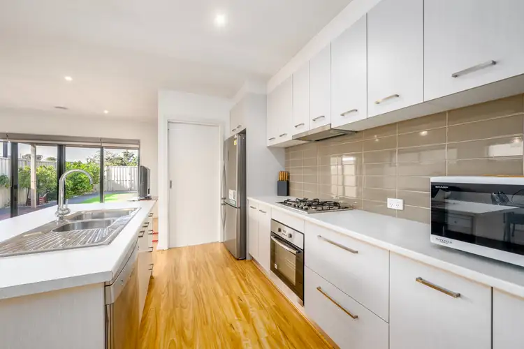 Third view of Homely townhouse listing, 2/26 Glenlyon Avenue, Shepparton VIC 3630