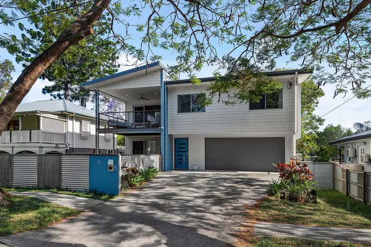 17 Glenwood Street, Chelmer QLD 4068