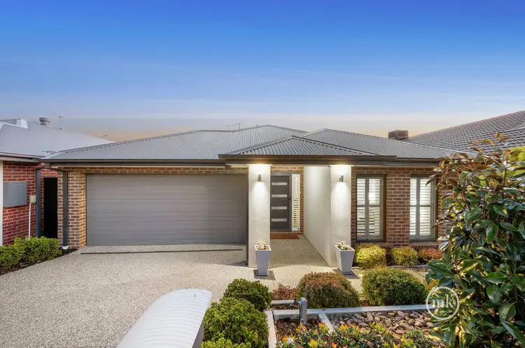 51 Woorawa Drive, Doreen VIC 3754