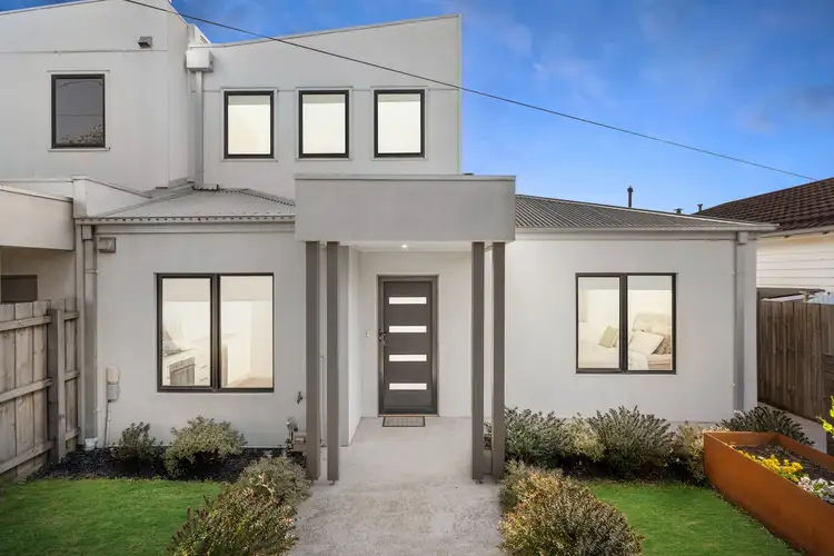 1/116 Ballarat Road, Maidstone VIC 3012