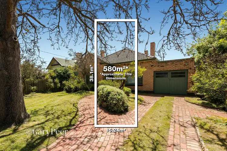 26 Carrington Grove, St Kilda East VIC 3183