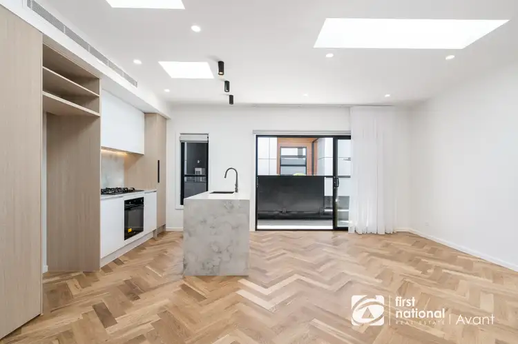 Unit 6/96-98 Beverley Street, Doncaster East VIC 3109