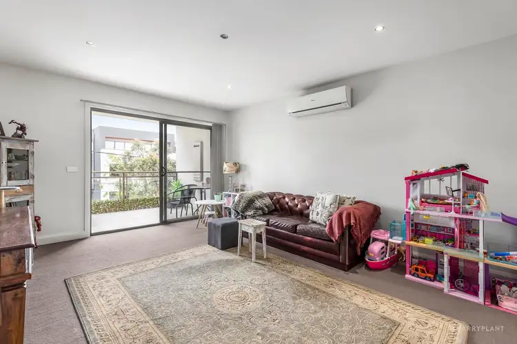 Second view of Homely apartment listing, 6/4 Browns Avenue, Ringwood VIC 3134