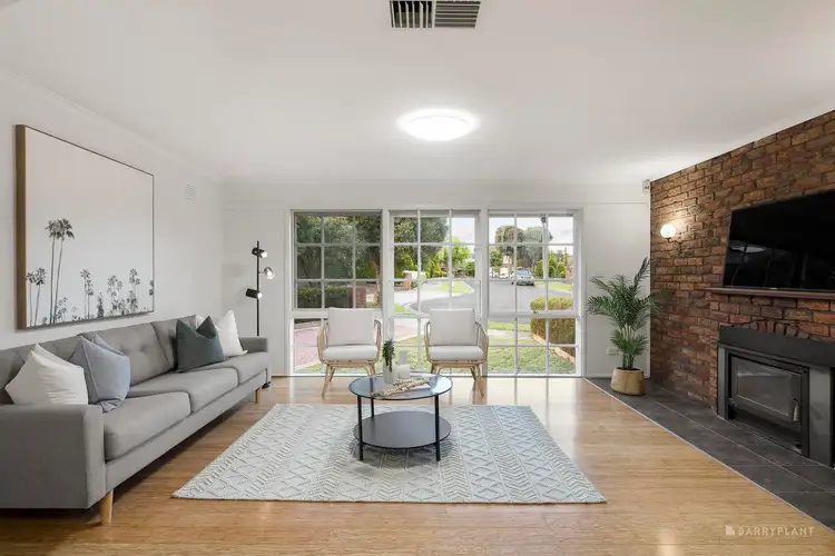 Third view of Homely house listing, 5 Wydell Close, Bundoora VIC 3083