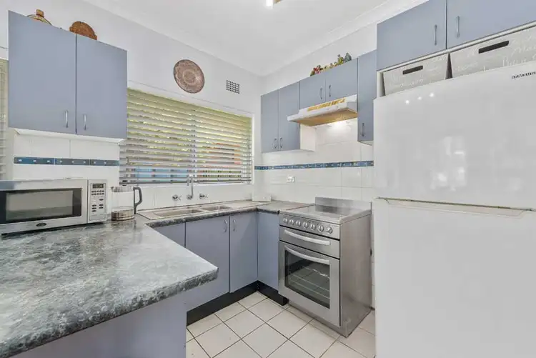 Fourth view of Homely apartment listing, 2/9 Gladstone Street, Bexley NSW 2207