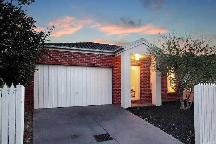 Main view of Homely unit listing, 1/20 Buckingham Avenue, Bentleigh VIC 3204