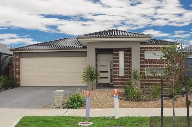 Second view of Homely house listing, 37 Windmill Circuit, Lyndhurst VIC 3975