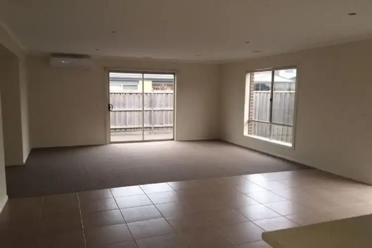 Fifth view of Homely house listing, 37 Windmill Circuit, Lyndhurst VIC 3975
