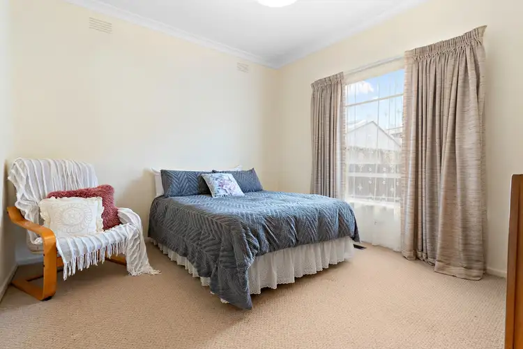 Fifth view of Homely house listing, 10 Raymond Street, Sunshine West VIC 3020