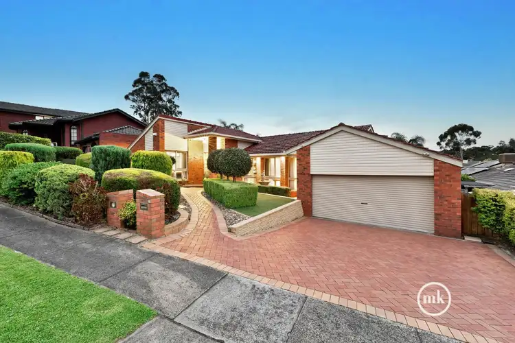 27 Sunrise Drive, Greensborough VIC 3088