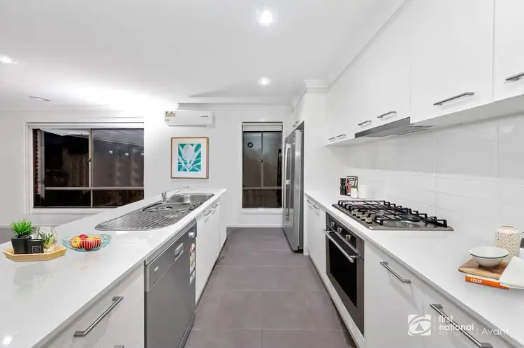 Fifth view of Homely house listing, 20 Leveret Way, Narre Warren South VIC 3805