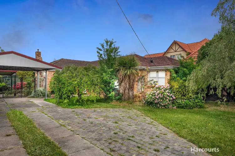 24 Mulgrave Street, Glen Waverley VIC 3150