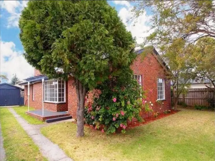 24 Eunice Drive, Cheltenham VIC 3192