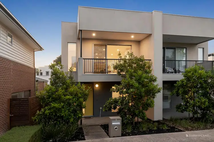 9 Heffernan Walk, Heidelberg Heights VIC 3081