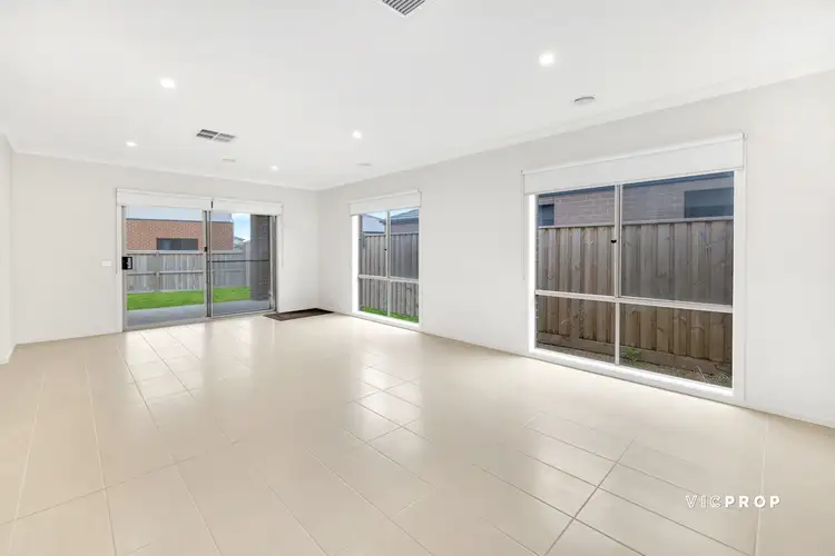 Fourth view of Homely house listing, 8 Radisson Crescent, Werribee VIC 3030