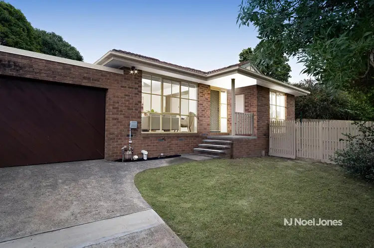 Main view of Homely unit listing, 2/17 Mcghee Avenue, Mitcham VIC 3132