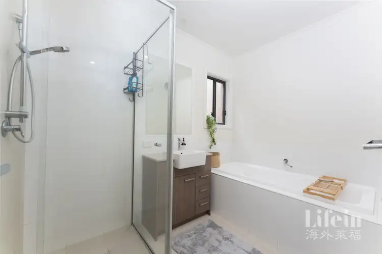 Seventh view of Homely house listing, 5 Giselle Circuit, Greenvale VIC 3059
