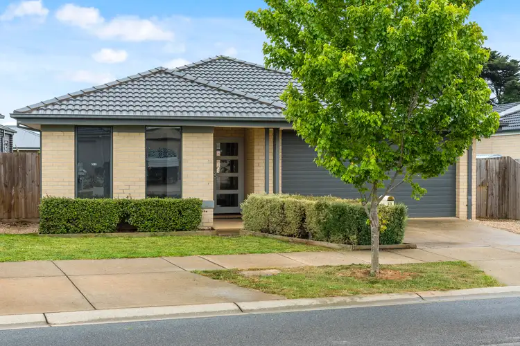 13 William Court, Lancefield VIC 3435