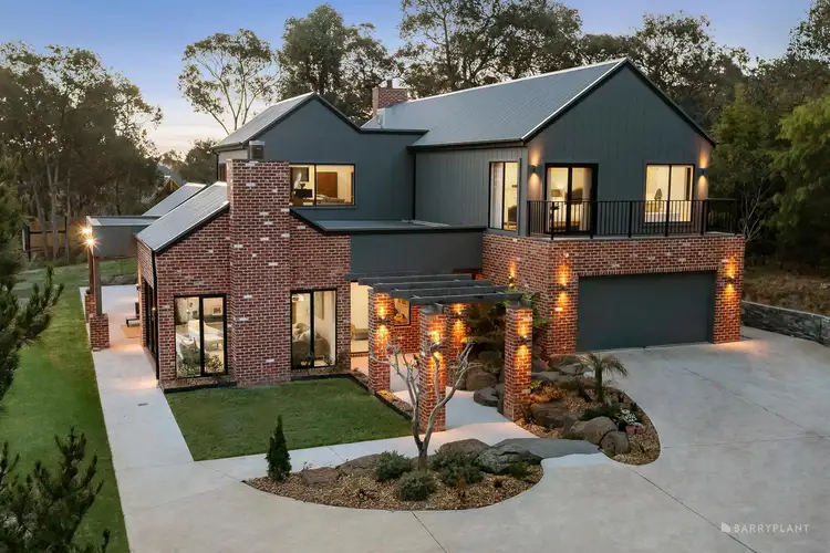 33 Hawkes Road, North Warrandyte VIC 3113
