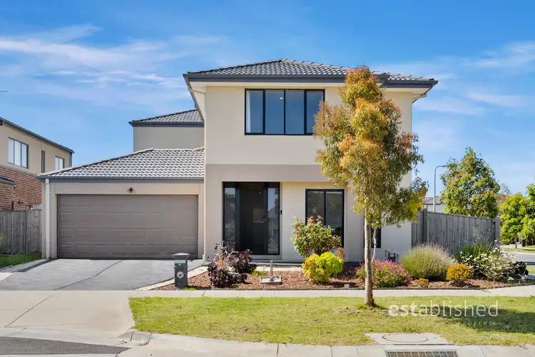 18 Winterberry Road, Point Cook VIC 3030