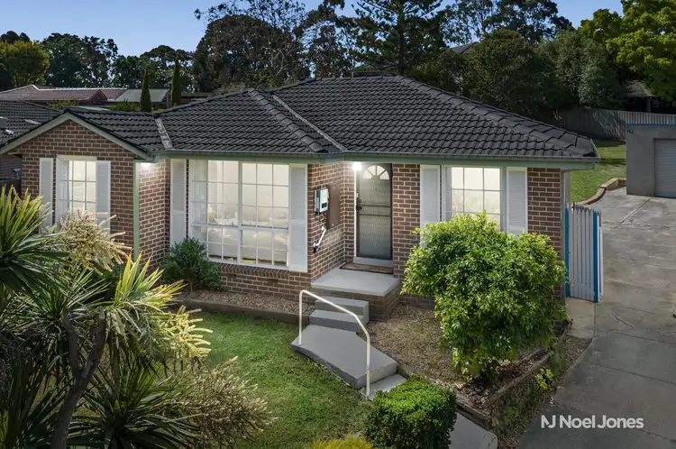 4 Knight Court, Ferntree Gully VIC 3156