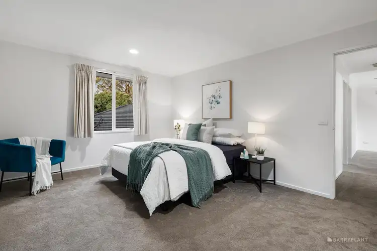 Sixth view of Homely house listing, 5 Rockaway Drive, Viewbank VIC 3084